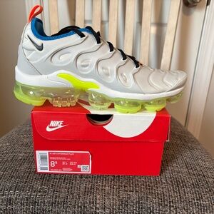 Nike VaporMax Plus - White and Neon